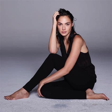 gal gadot feet|Gal Gadot : r/celebrity